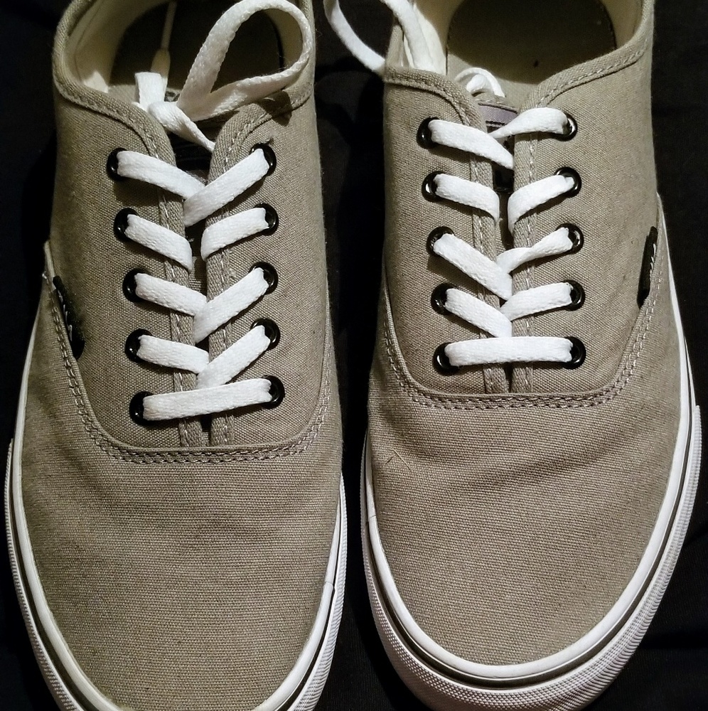Women's Fila sneakers shoe